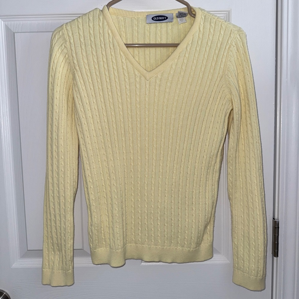 Old Navy Sweater Women Size M Butter Yellow Fisherman Cableknit V-Neck Cotton